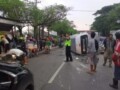 Mobil Tiomas Trans Tabrak Median Jalan Di Kota Tebingtinggi, 5 Penumpang Luka – Luka